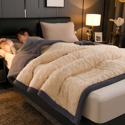 Double Sided Microfiber Fleece Blanket Extra Warm Plush Throw