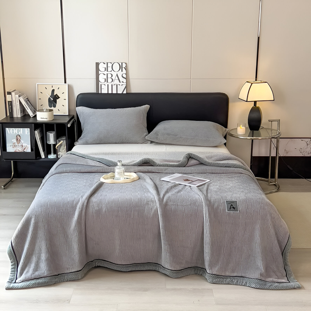 Luxury Velvet Throw Blanket Soft Plush Polyester Sofa Bed Cover