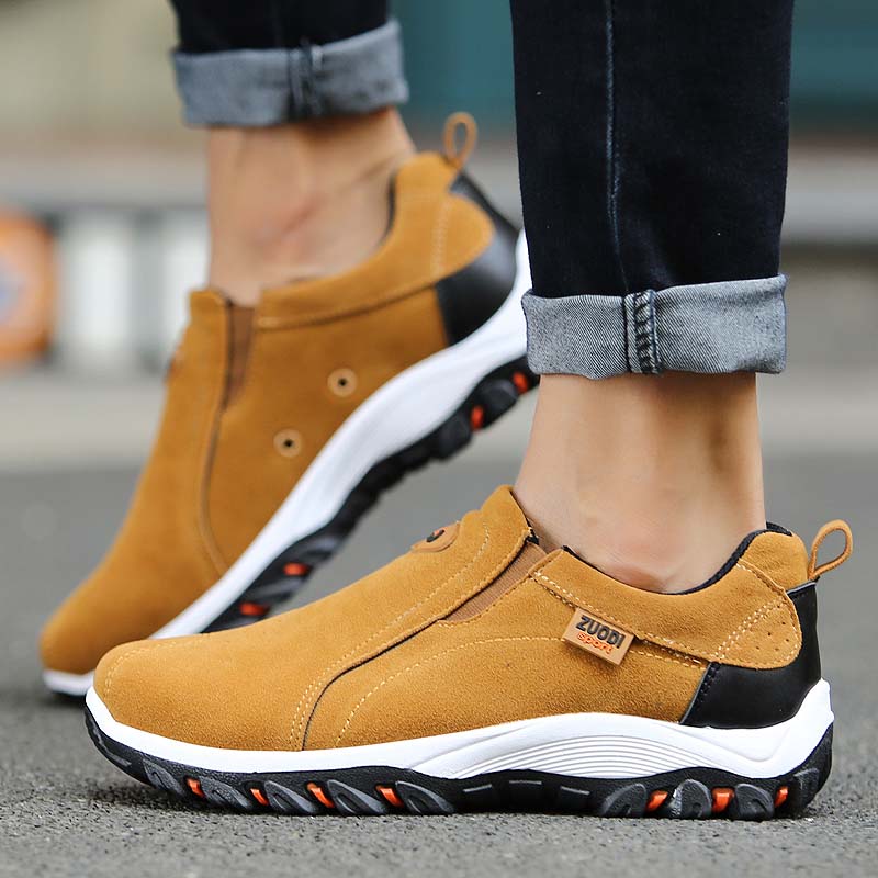 Men's Outdoor Walking Shoes Comfortable Slip On Hiking Sneakers