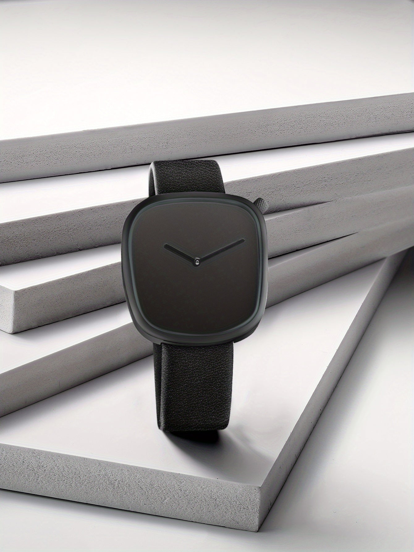 Minimalist Mens Watch Stainless Steel Analog Watch Leather Strap