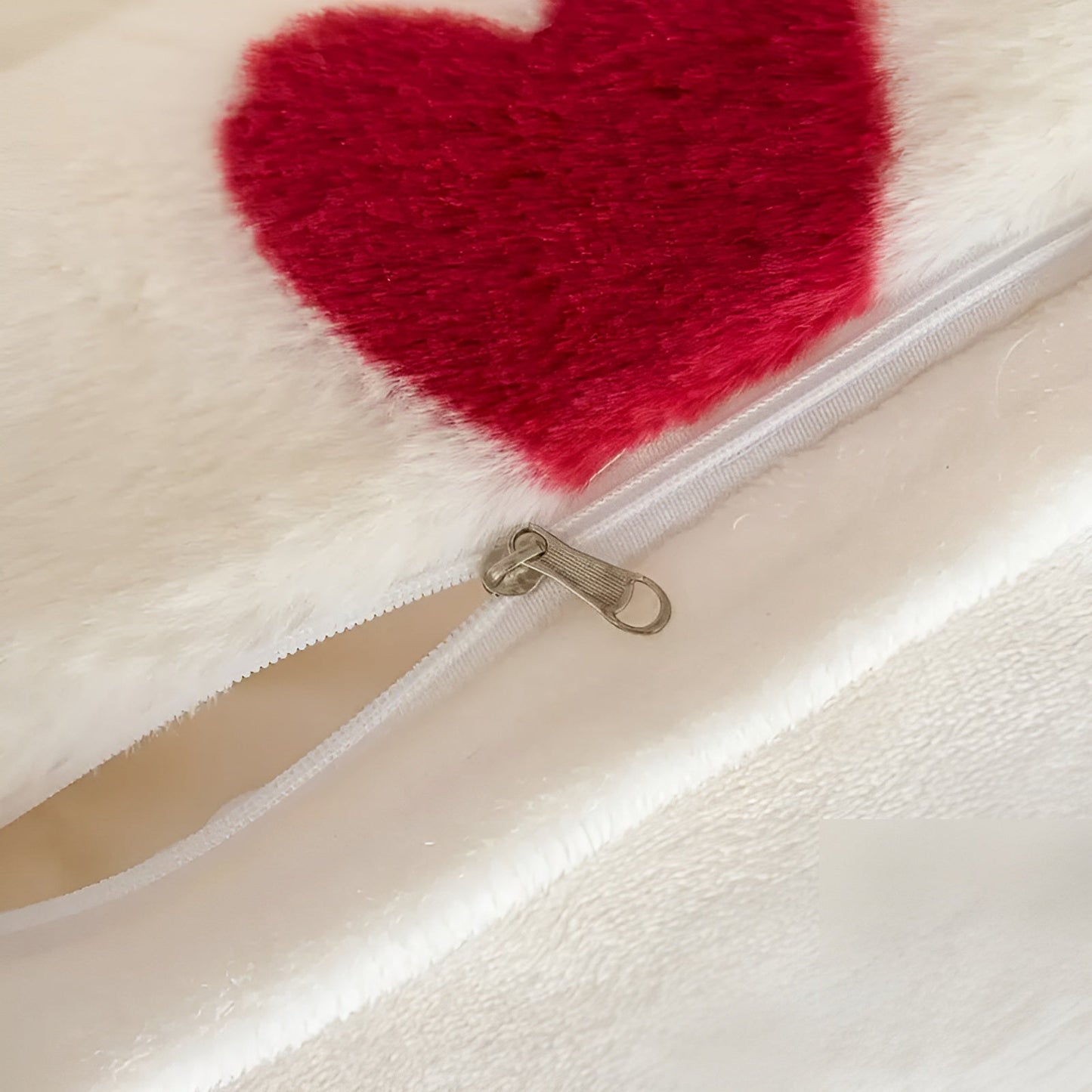 Plush Heart Pattern Bedding Set Soft Warm Winter Comfort